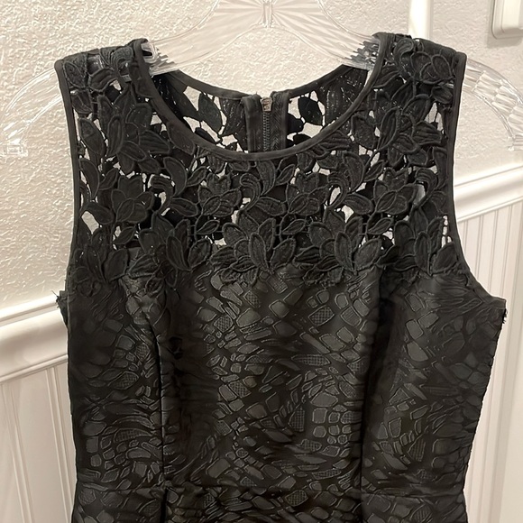 White House Black Market black cocktail dress size 6 - Picture 1 of 7